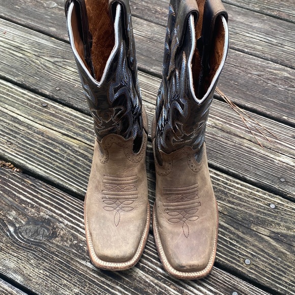 J B Dillion - Picture 2 of 9